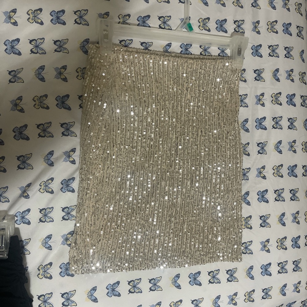 sequins skirt